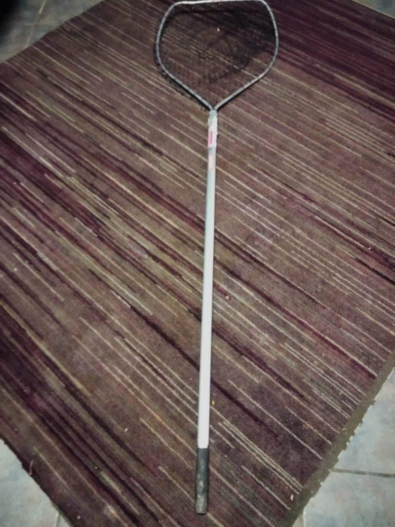 Cummings Telescoping Handle Fish Net On