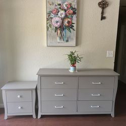 dresser, with 6 drawers and 1 nightstand set