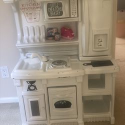 White Little Kitchen 