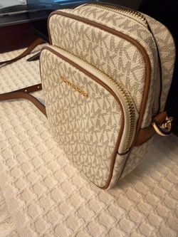 Michael Kors Signature Logo Crossbody