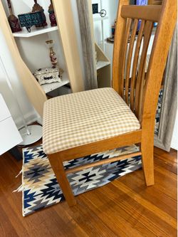 4 chairs
