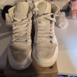 Size 5 and 1/2 Jordan retro ones
