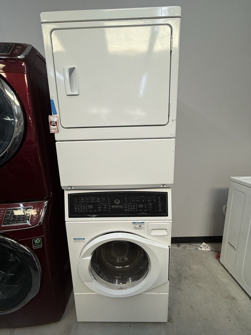 Speed Queen Commercial Laundry Center