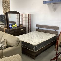 4pc Queen Size Bedroom Set 