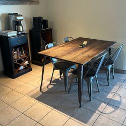 Table & Bar Cabinets 