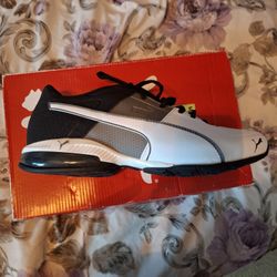 Puma size 9 Mens Shoes