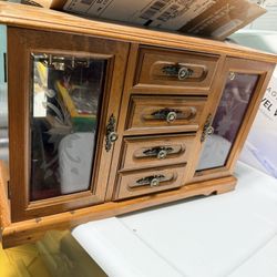 Vintage Jewelry Box