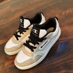 Semi-new boys' shoes, size 1, for only $15.