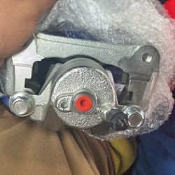 BRAND NEW BRAKE CALIPER (100 Each)