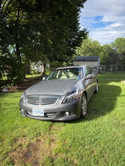 2010 Infiniti G37