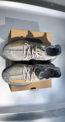 Yeezy 350 v2 Israfil