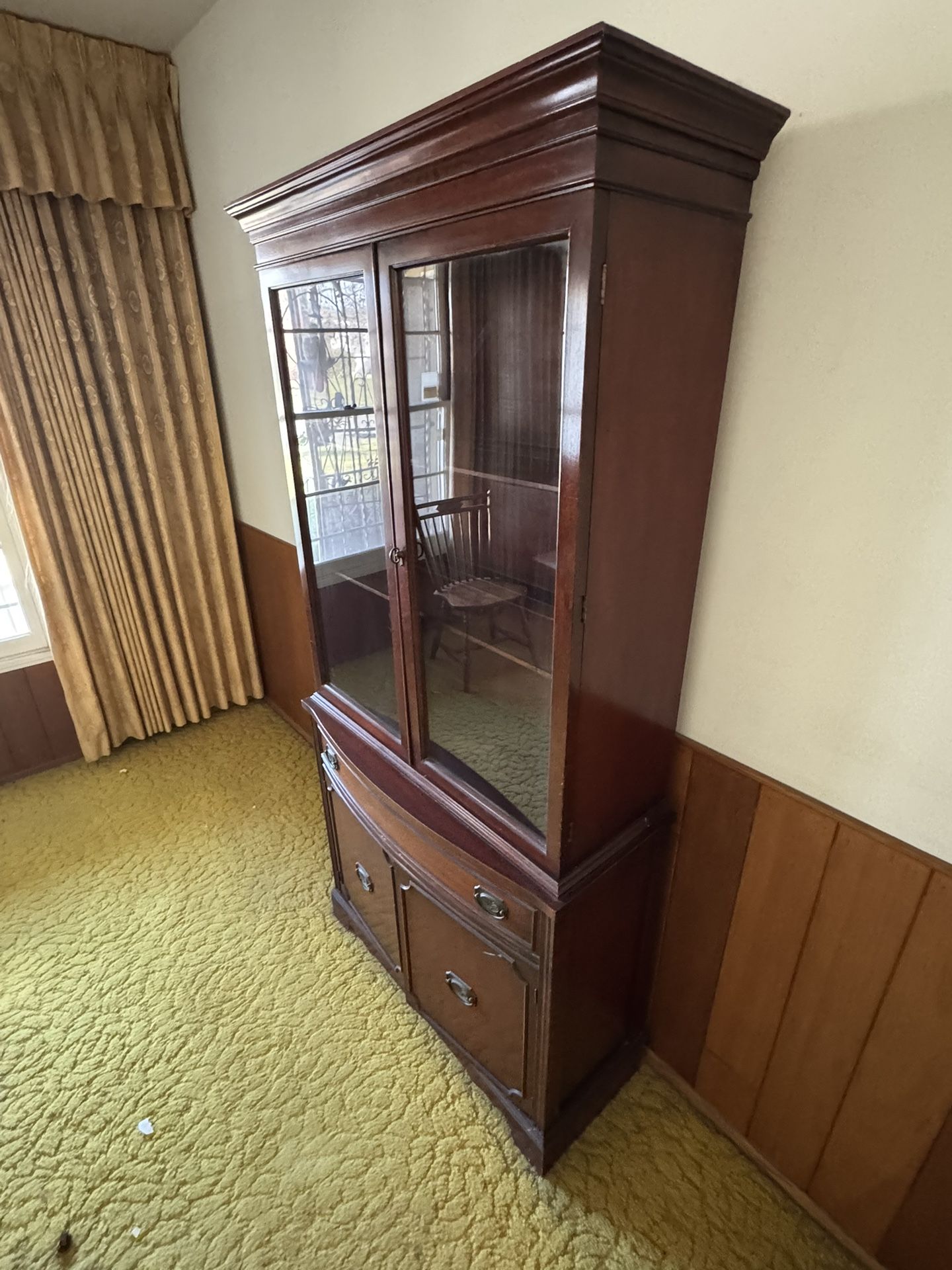 Antique/Vintage Furniture