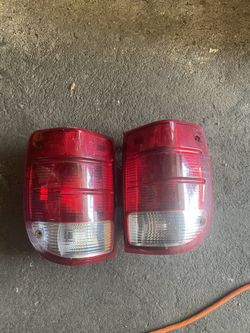 Ford Ranger Tail Lights