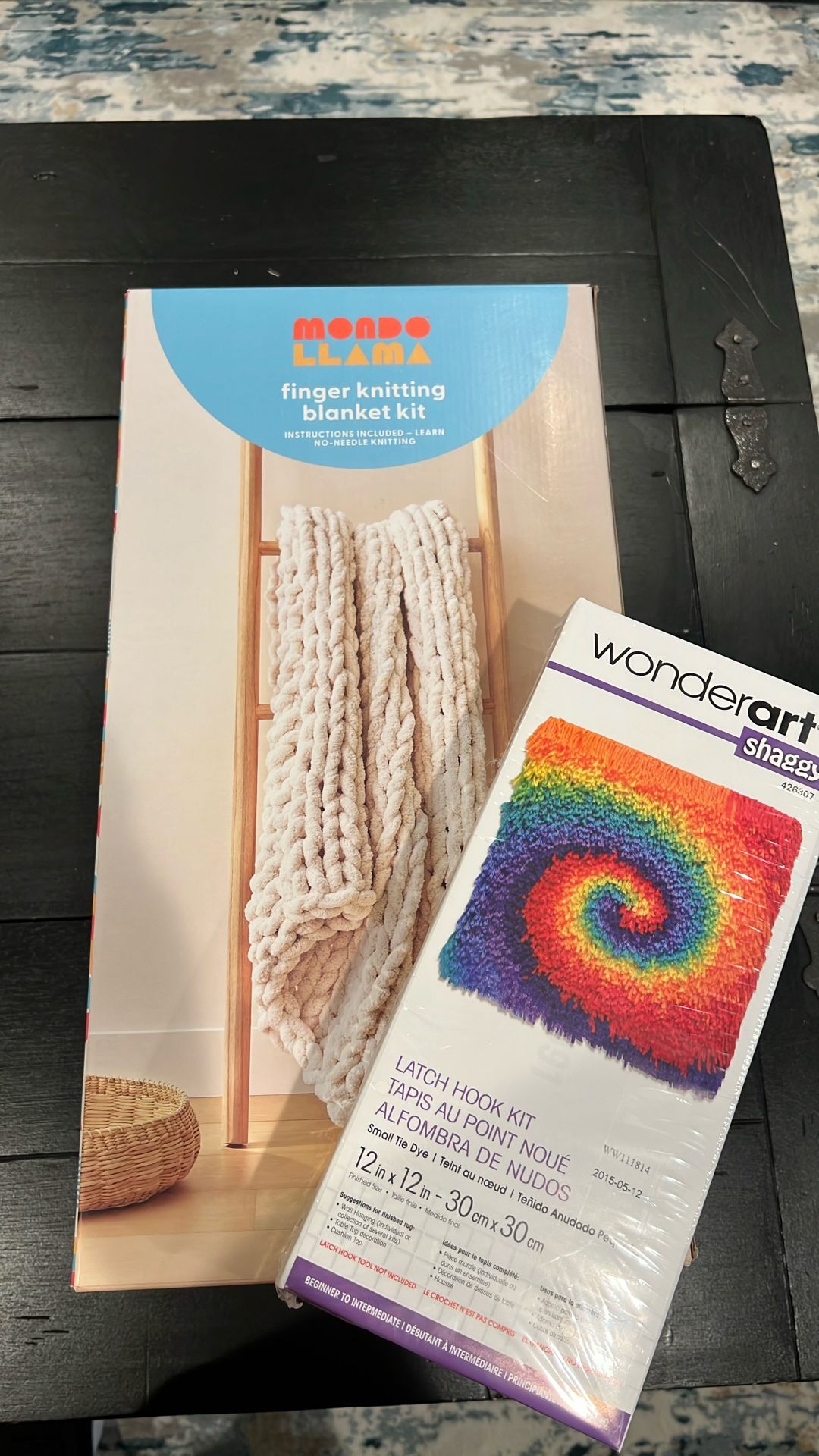 Finger Knit Kit /Latch hook