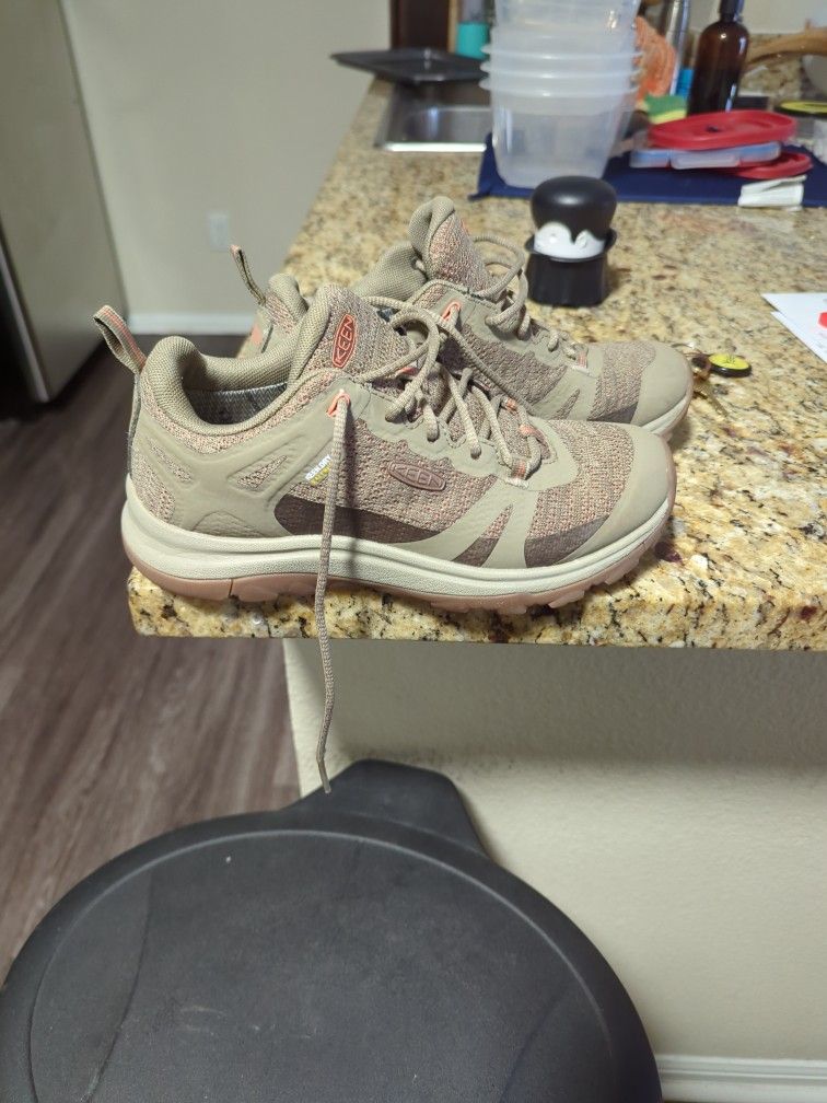 Keen Hiking Shoes