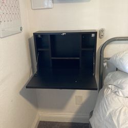 Wall Mounted Desk (Black)
