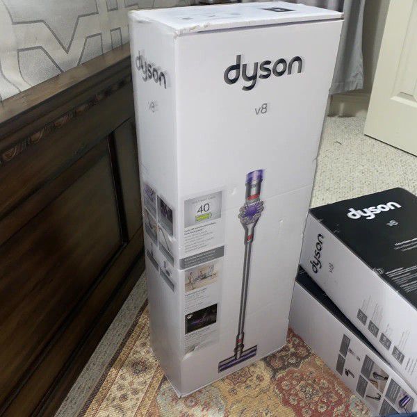 Dyson V8 Origin Cordless Stick Vacuum