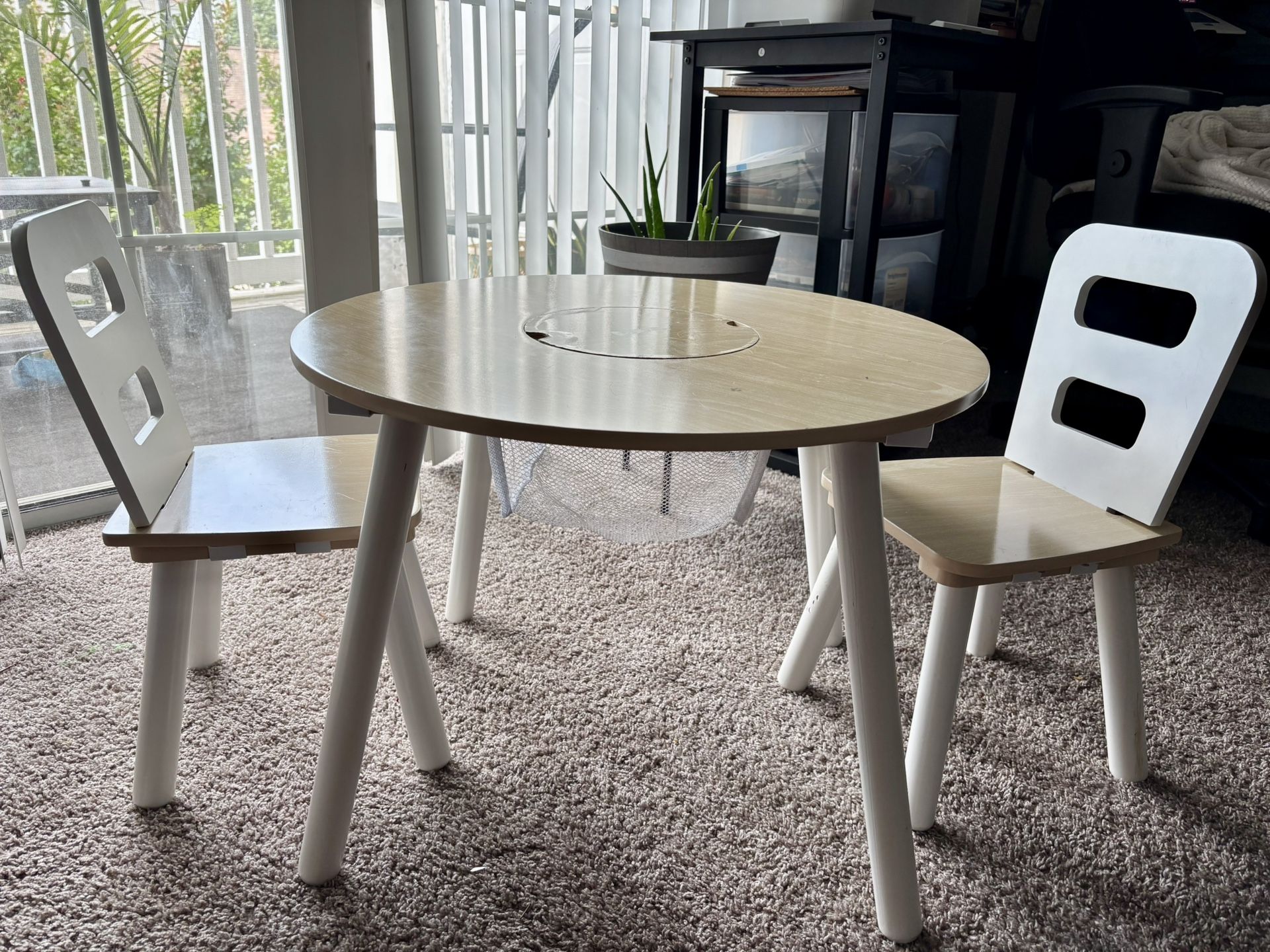 Wood kid’s table