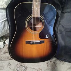 Guitar  Comes With Case 
