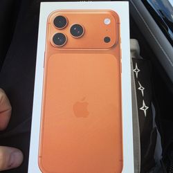 Iphone 17 PRO MAX Verizon Network  256gb  New In Sealed Box 