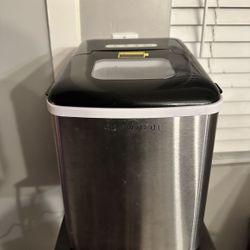 Ice Maker