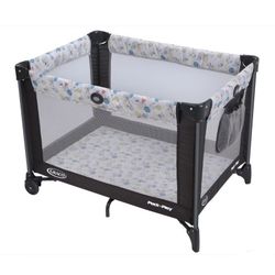 Graco Pack’n Play  Portable Playard 