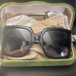 Women’s Gucci Sunglasses 