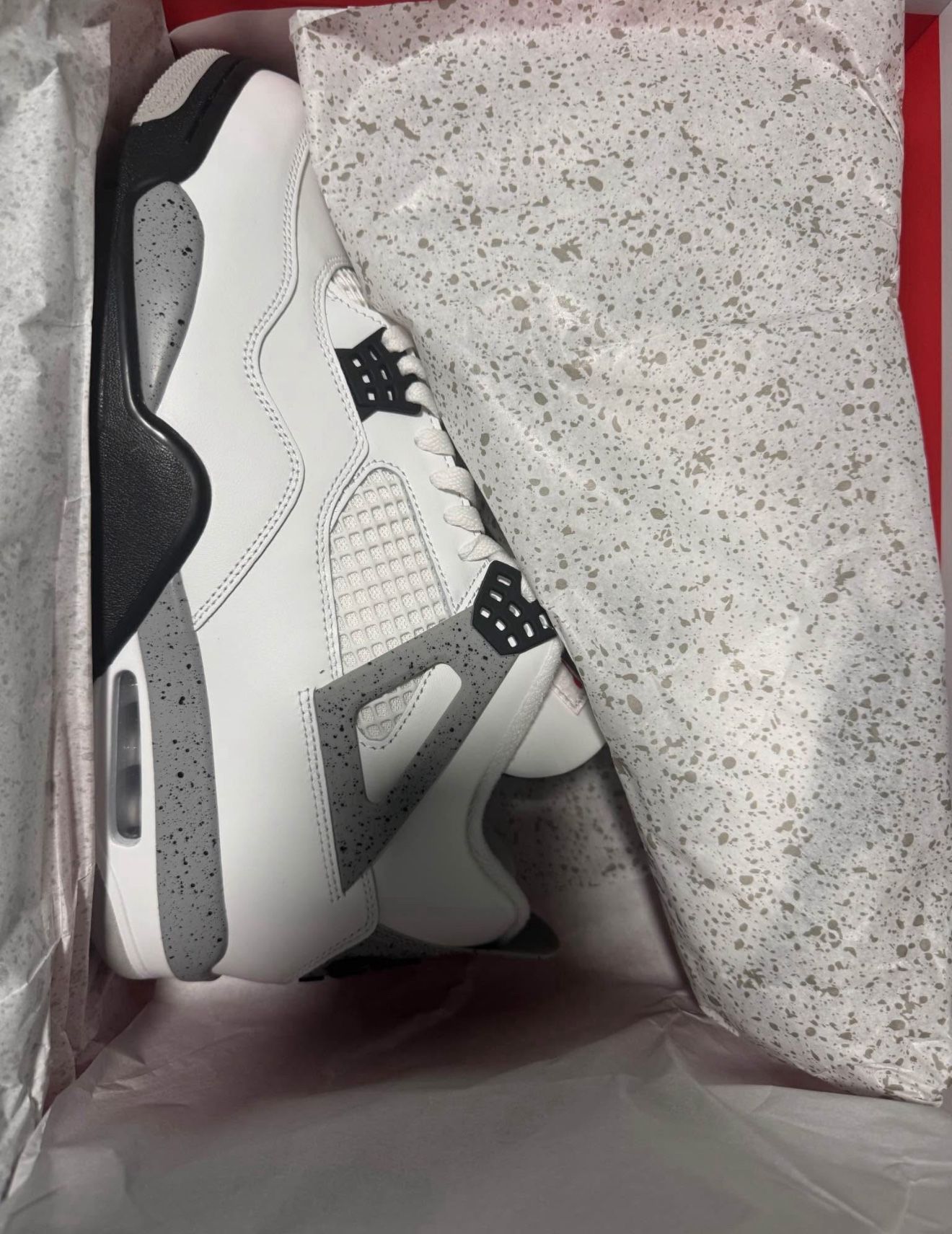 NIKE AIR JORDAN 4 WHITE CEMENT Sz 8 DS