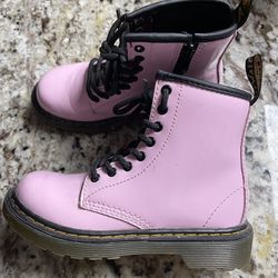 DOC MARTIN BOOTS FOR LITTLE GIRL SIZE 12
