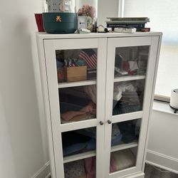 Glass Window Dresser/display
