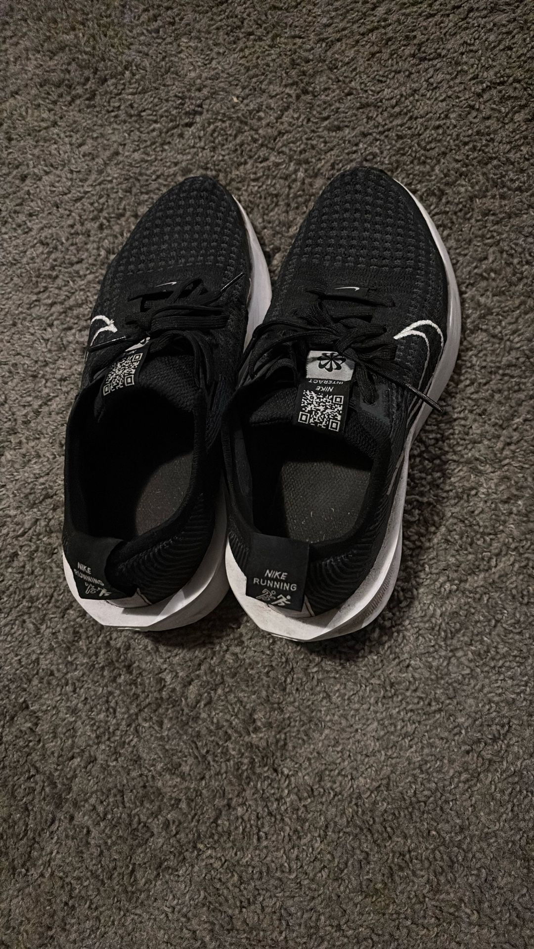 Nike runners size 8 1/2 women’s seven men