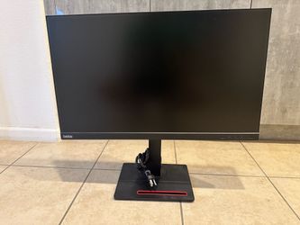 Lenovo ThinkVision T27h-20 27” QHD USB-C Monitor