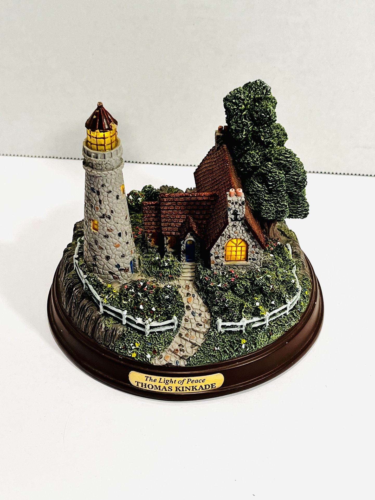 Thomas Kinkade The Light of Peace Lighted Lighthouse Figurine