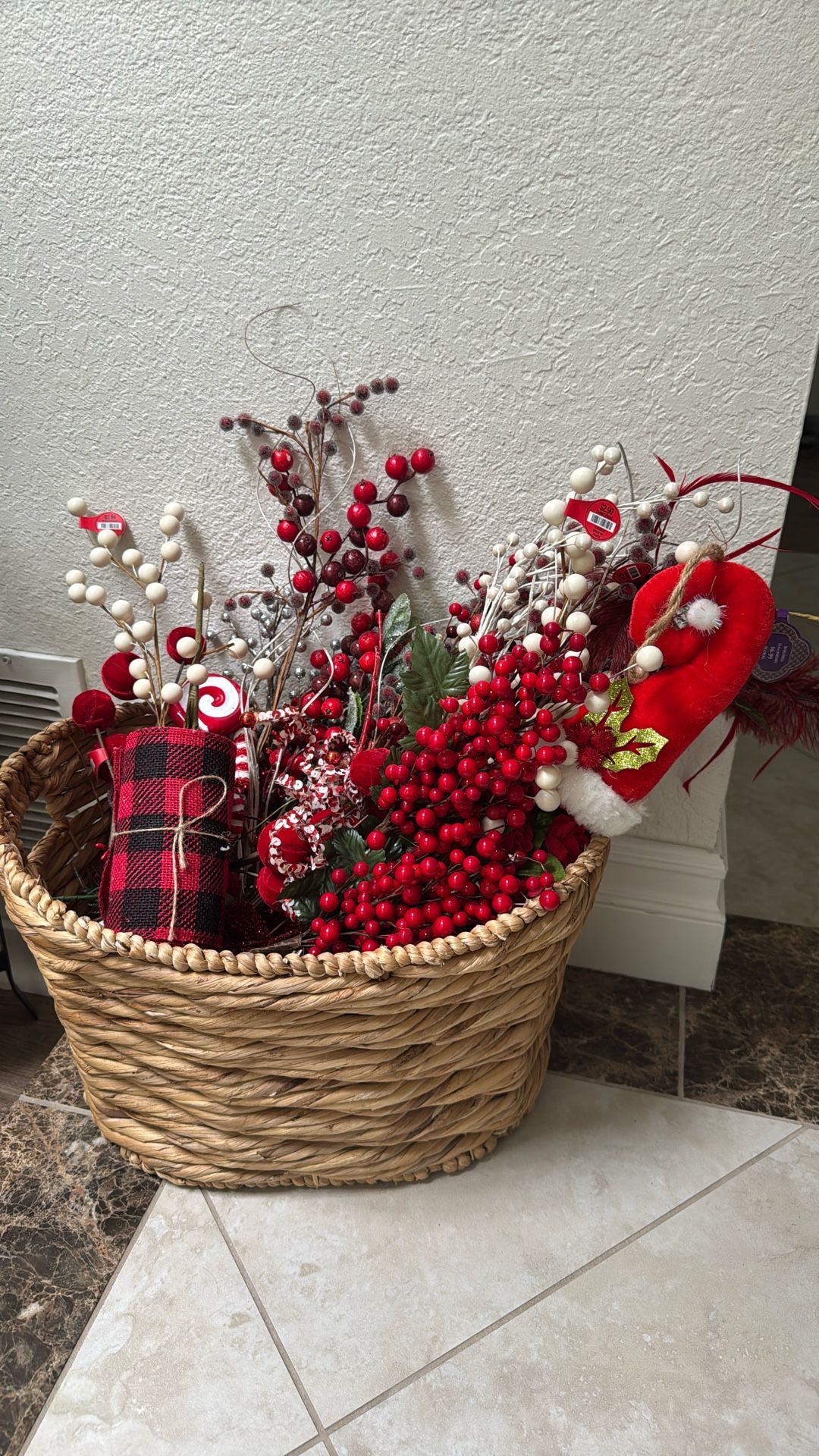 40 Christmas Floral Picks Crafts Wreath Red - New And Used