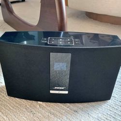 Bose SoundTouch 20 Wi-Fi Bluetooth Music System Smart Speaker (MSRP $440)