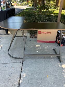 Corner Desk