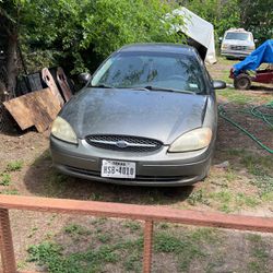 2000 Ford Taurus