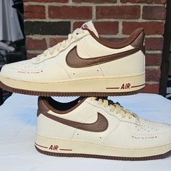 Nike Air Force 1 HQ7027-100 Howard University Yardrunners Ivory Low Top Sneaker