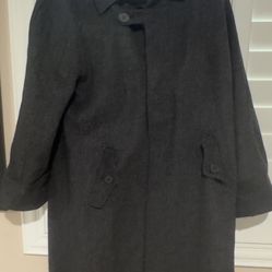 Gentle Herd 100% Wool Dark Gray Coat ( (Woman’s Size Large)