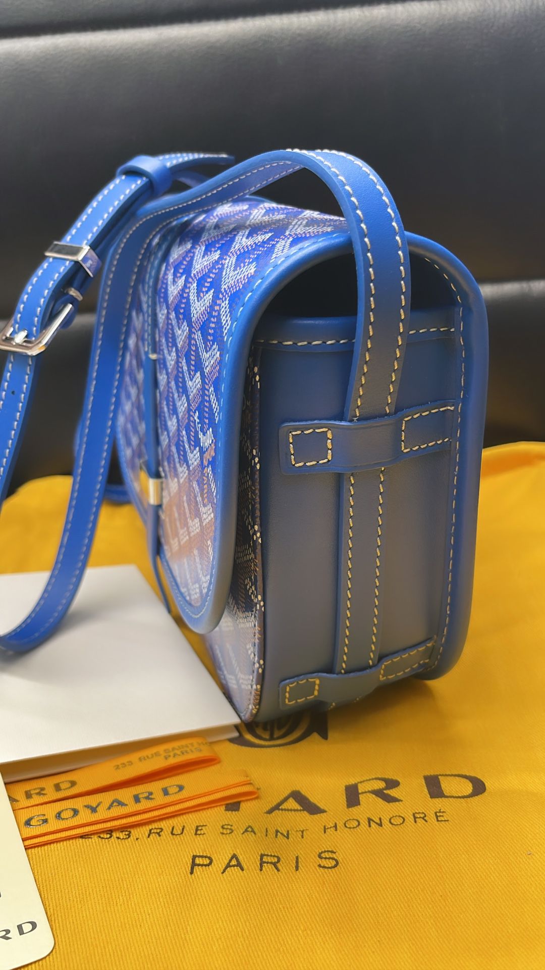 Goyard Belvedere Messenger MM, Blue, Preowned in Dustbag WA001