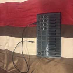 Akai Professional MPK Mini 