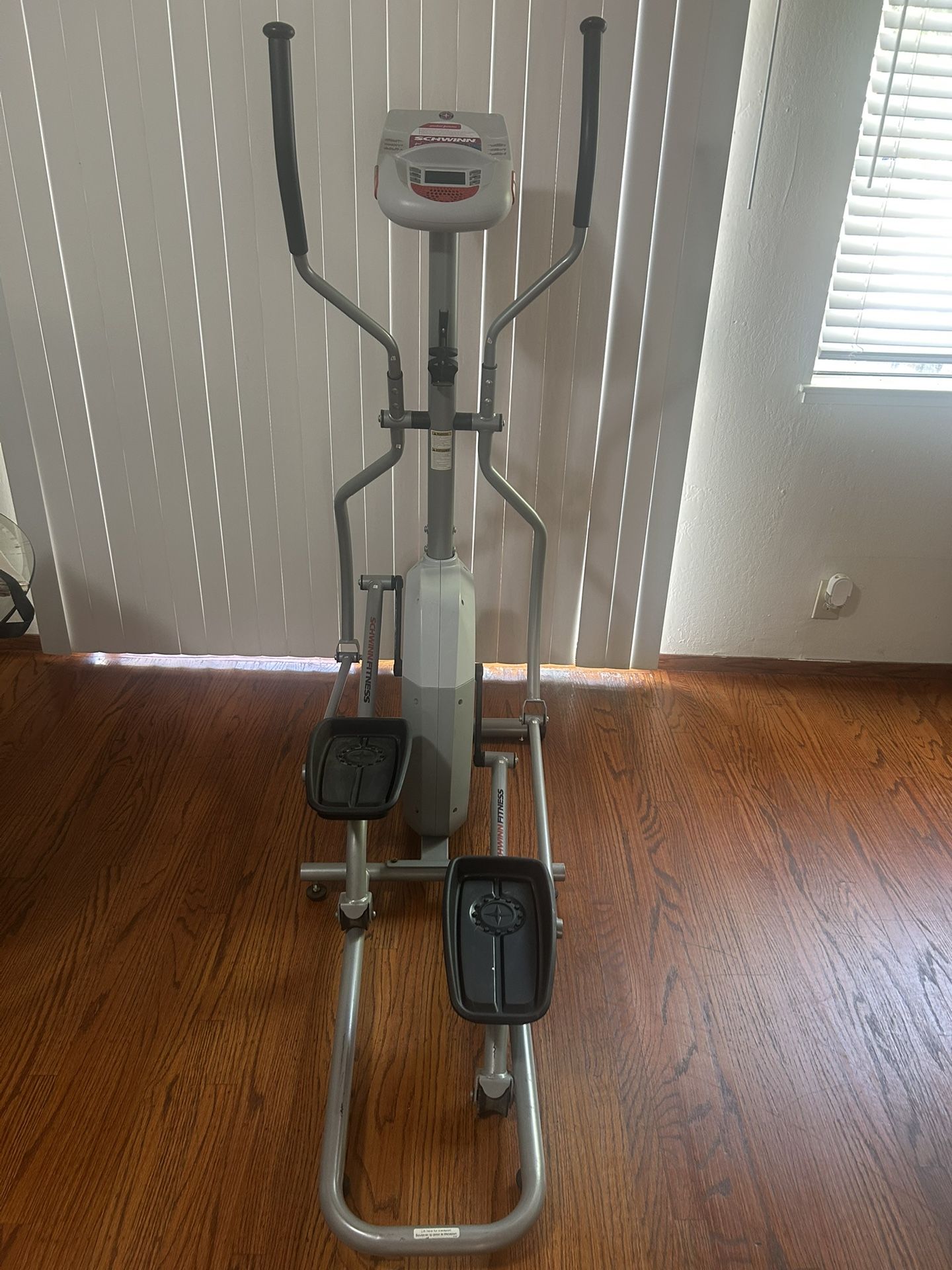 SCHWINN A40 ELLIPTICAL