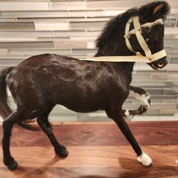 VINTAGE  COLLECTIBLE REAL HAIR/FUR REALISTIC BEAUTY HORSE FIGURE