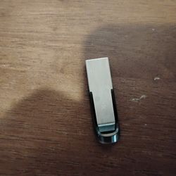 64GB Sandisk Drive