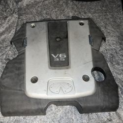 Infiniti G35 Engine Cover 