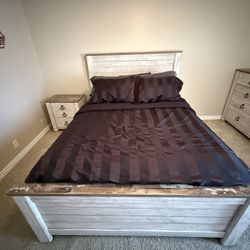 Queen Bedroom Set