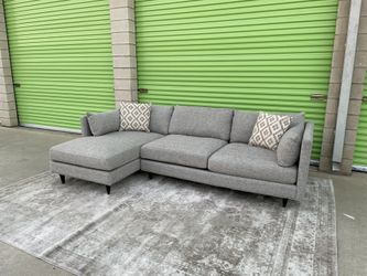 *Free Delivery* Large Oversized Gray Modern Sectional Couch Sofa
