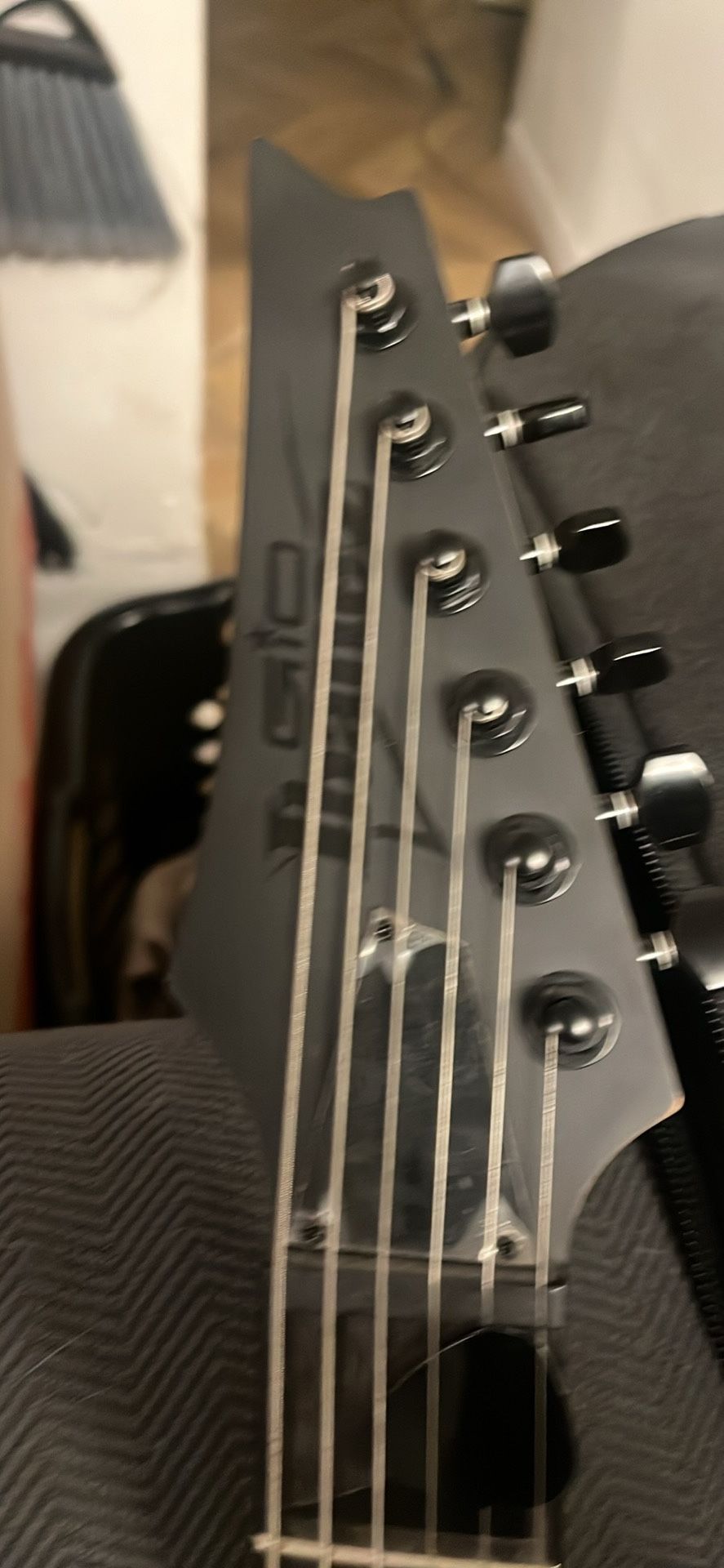 Gio Ibanez Electric Guitar