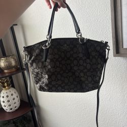 Vintage Coach Kelsey Satchel Hand Bag/crossbody 