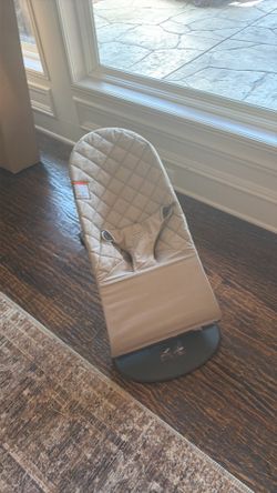 Baby Bjorn bouncer